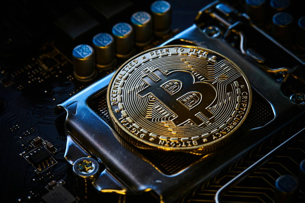 Infographic showing cryptocurrency and bitcoin explained with wallet security tips and transaction flow